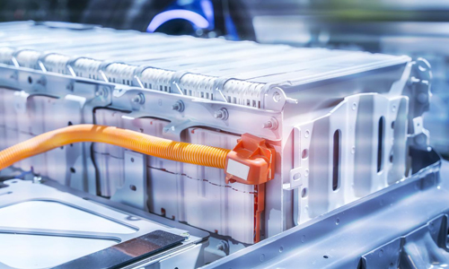 <b>固态电池新突破！新能源车续航有望翻倍！</b>